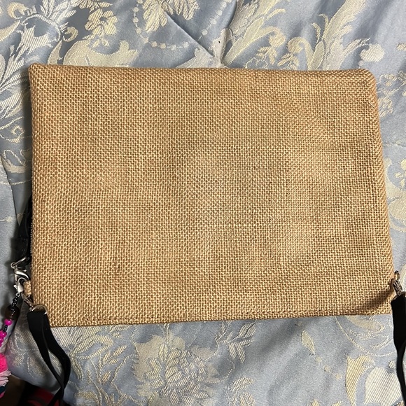 Skull beaded wristlet / crossbody bag - Picture 3 of 8